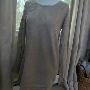 Tan long sleeve tunic sweater.